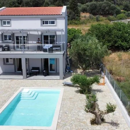 Euphoria Apartment *