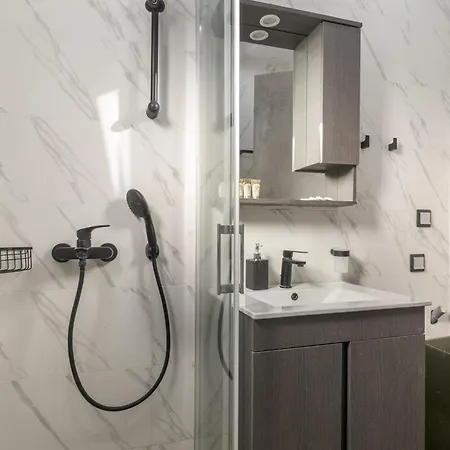 Apartment Euphoria *